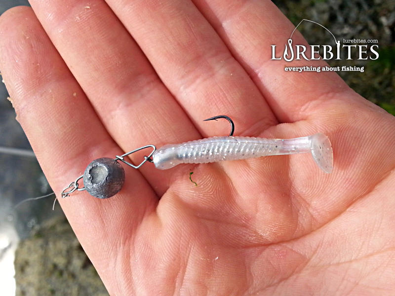 Cheburashka με παραμάνα και μακρυκότσανο αγκίστρι με μικρί Paddletail.